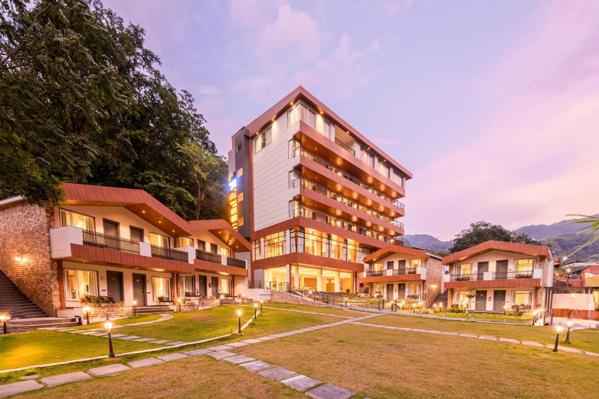 Dls Divine River Resort And Spa, Rishikesh Rishīkesh Exterior foto