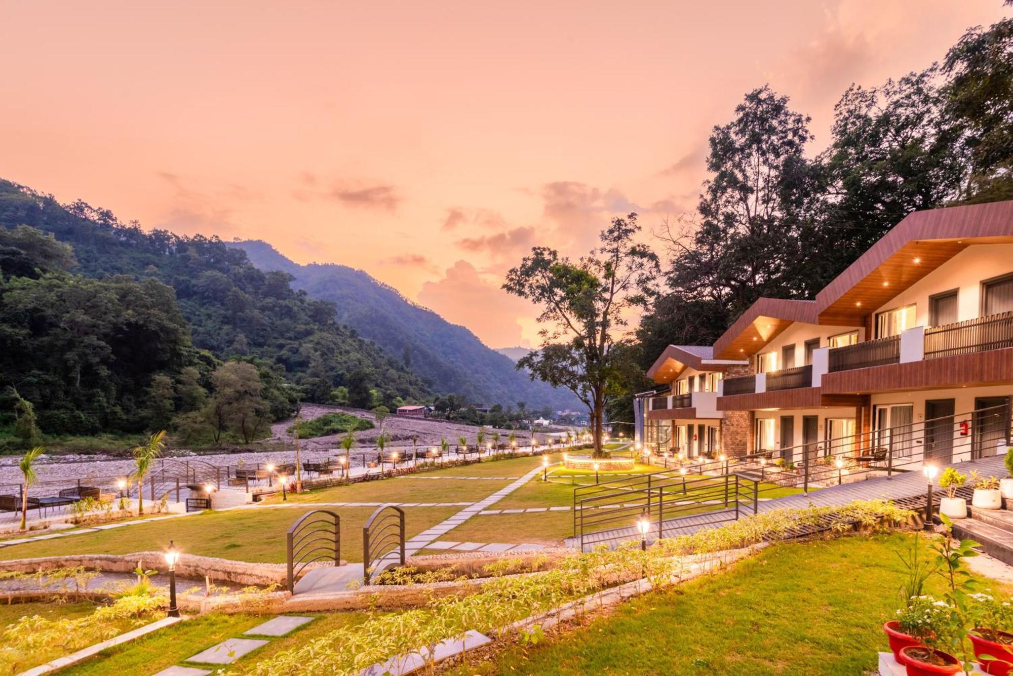 Dls Divine River Resort And Spa, Rishikesh Rishīkesh Exterior foto